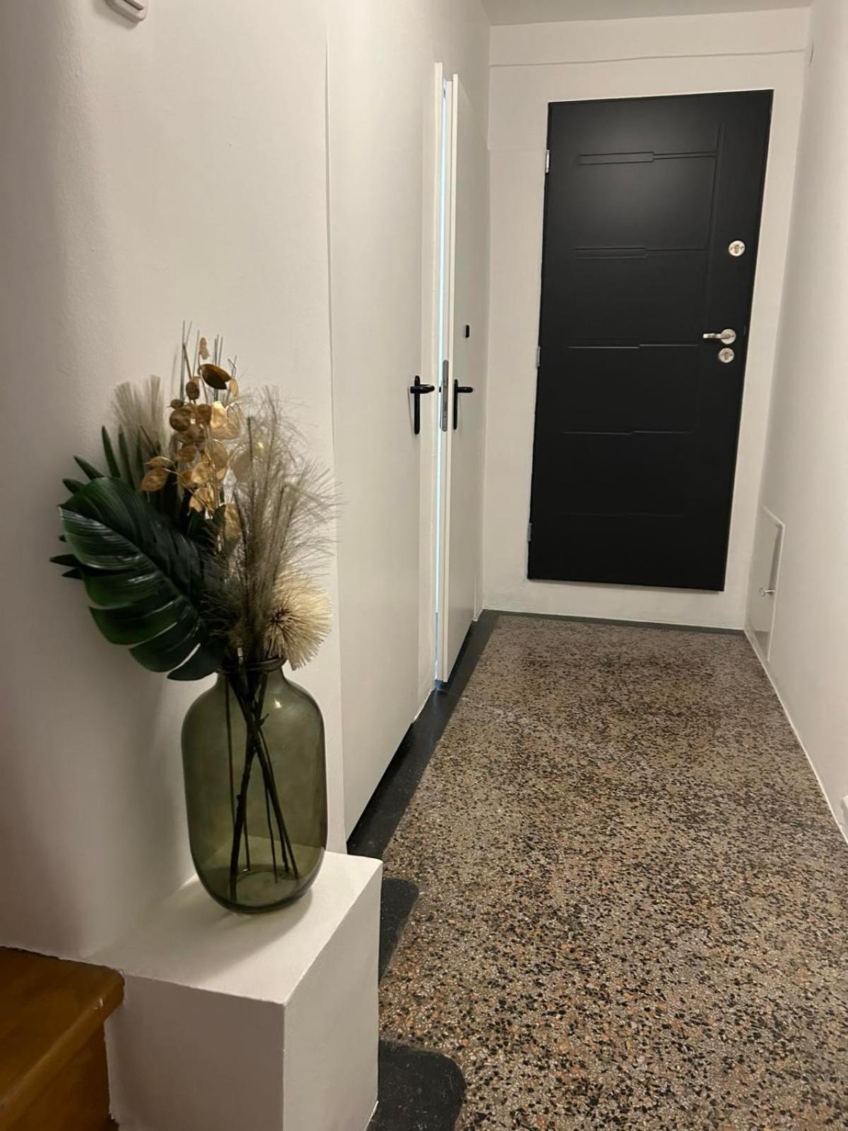 Gg Art Apartments III リュブリャナ エクステリア 写真